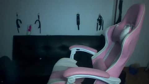 Shinee online show from February 19, 2025, 6:11 am