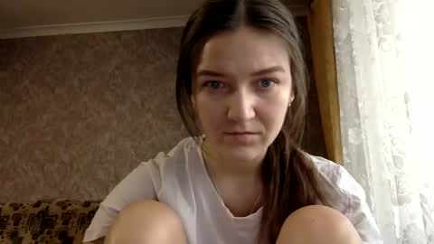 Jesica online show from March 3, 2025, 2:04 pm