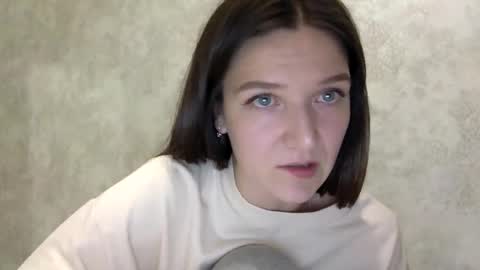 Jesica online show from April 8, 2026, 7:36 pm