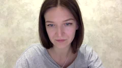 Snapshot of shining_pearl chatting on May 4, 2026, 6:04 pm Jesica online show from May 4, 2026, 6:04 pm