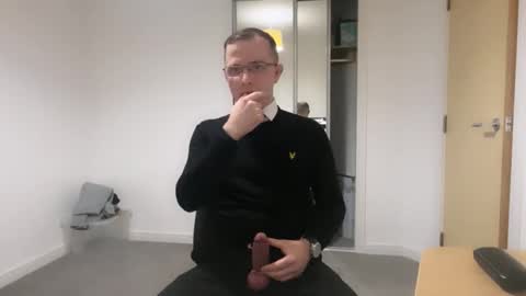 shinjisan0 online show from September 26, 2025, 6:56 pm