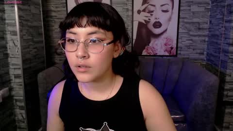 shizuko_b online show from September 12, 2025, 3:06 am