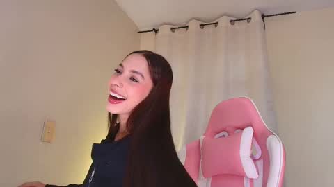  kendal  online show from October 23, 2025, 2:05 pm