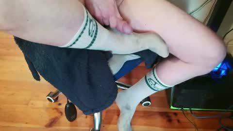 Snapshot of shoejobxxx chatting on June 14, 2026, 12:07 pm shoejobxxx online show from June 14, 2026, 12:07 pm