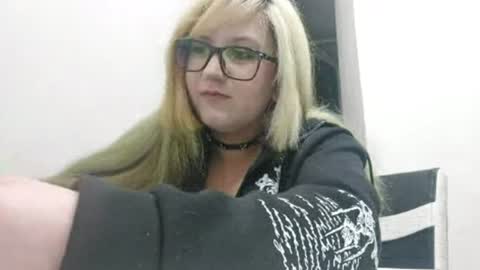 Snapshot of shondrapisani chatting on June 29, 2026, 9:15 pm shondrapisani online show from June 29, 2026, 9:15 pm
