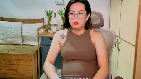 Snapshot of shootingcumts chatting on May 12, 2026, 1:14 am Mori online show from May 12, 2026, 1:14 am