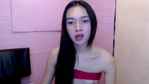 Snapshot of shopa_xiana chatting on January 17, 2025, 2:18 am shopa_xiana online show from January 17, 2025, 2:18 am