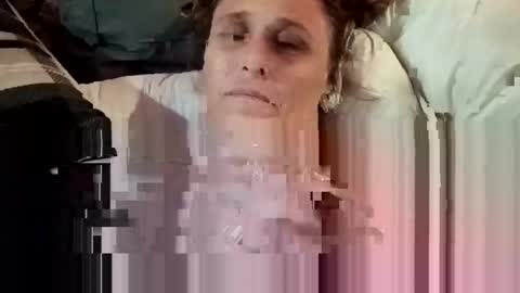 shortcayke online show from November 9, 2025, 11:36 pm