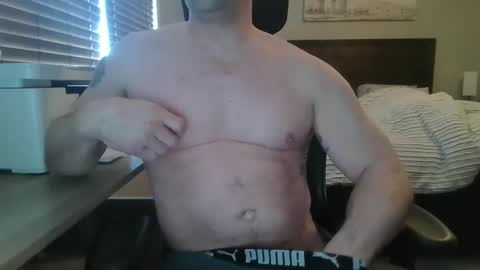 Snapshot of shorterhair99 chatting on April 13, 2026, 3:28 pm shorterhair99 online show from April 13, 2026, 3:28 pm