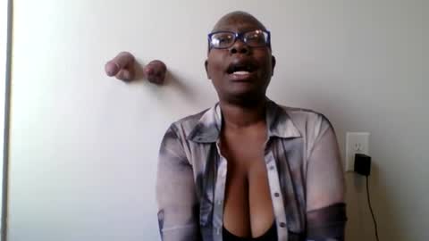 Snapshot of shottasquirtle chatting on December 13, 2024, 2:05 pm ShottaSquirtle online show from December 13, 2024, 2:05 pm
