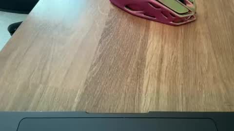 showflyer06 online show from November 10, 2025, 7:02 pm