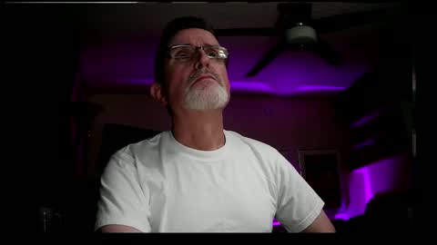 shrewtamer online show from January 5, 2025, 5:09 am