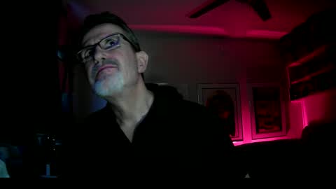 shrewtamer online show from March 8, 2025, 4:39 pm