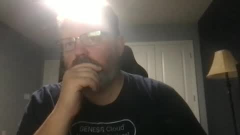 Snapshot of shughes740 chatting on November 13, 2025, 1:15 am shughes740 online show from November 13, 2025, 1:15 am