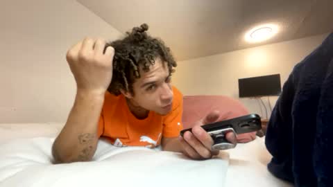 shurthingxx online show from January 22, 2025, 9:24 am