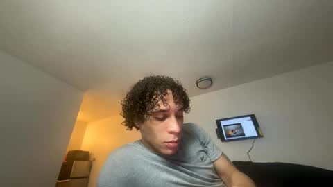 shurthingxx online show from January 28, 2025, 3:25 pm