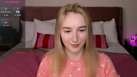 Snapshot of shy__polly chatting on May 15, 2026, 10:50 pm Polly online show from May 15, 2026, 10:50 pm