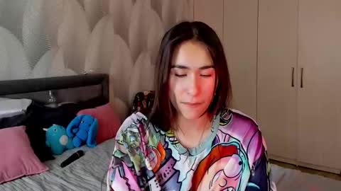 Mika online show from November 14, 2025, 3:27 am