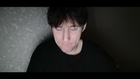 Snapshot of shy_matthew chatting on October 8, 2025, 12:08 am Matthew online show from October 8, 2025, 12:08 am