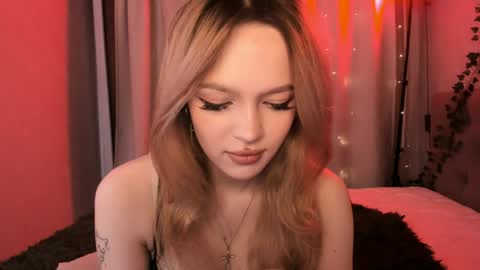 Snapshot of shy_meowmegan chatting on April 3, 2026, 9:13 pm Megan 3 online show from April 3, 2026, 9:13 pm