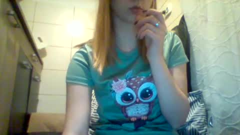 shy_model19 online show from December 22, 2024, 2:39 am