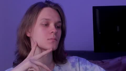 Snapshot of shy_nny chatting on September 18, 2025, 11:34 am Mark online show from September 18, 2025, 11:34 am