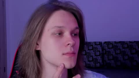 Snapshot of shy_nny chatting on October 1, 2025, 11:05 am Mark online show from October 1, 2025, 11:05 am