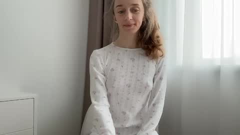 shy_schoolgirl_ online show from May 9, 2026, 7:02 am