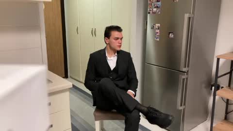 Cut Twunk Boy online show from April 21, 2026, 10:01 pm