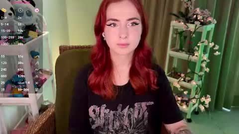 Snapshot of shyfoxxxy chatting on June 23, 2026, 6:44 am Effie online show from June 23, 2026, 6:44 am