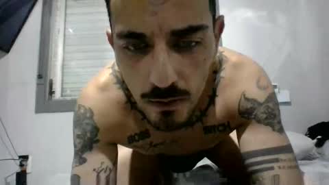 shyguy_1313 online show from April 26, 2026, 4:43 am