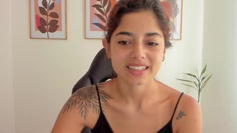 Snapshot of shylittlebunny chatting on January 14, 2025, 12:35 pm shylittlebunny online show from January 14, 2025, 12:35 pm