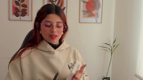 Snapshot of shylittlebunny chatting on January 27, 2025, 7:13 pm shylittlebunny online show from January 27, 2025, 7:13 pm