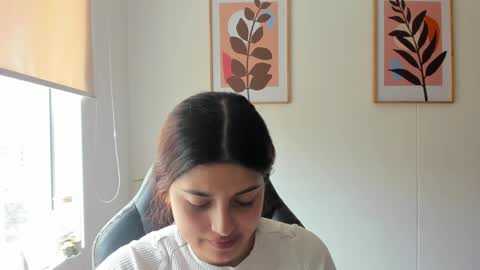Snapshot of shylittlebunny chatting on April 21, 2026, 4:12 pm shylittlebunny online show from April 21, 2026, 4:12 pm