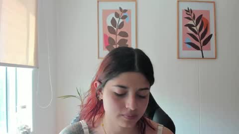 Snapshot of shylittlebunny chatting on April 22, 2026, 3:24 pm shylittlebunny online show from April 22, 2026, 3:24 pm