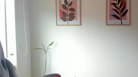 Snapshot of shylittlebunny chatting on May 30, 2026, 3:09 pm shylittlebunny online show from May 30, 2026, 3:09 pm