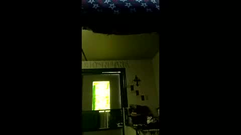 shylom28193 online show from April 19, 2026, 12:43 am