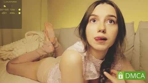 Snapshot of shypeachmaru chatting on April 29, 2026, 4:11 pm Mary online show from April 29, 2026, 4:11 pm