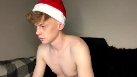 Tom and Betty online show from December 24, 2024, 3:16 pm