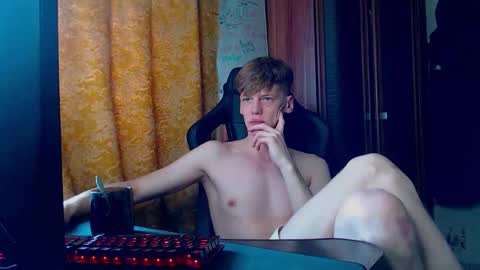 Snapshot of shyredstar chatting on February 3, 2026, 6:40 am Tom and Betty online show from February 3, 2026, 6:40 am