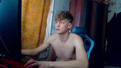 Snapshot of shyredstar chatting on February 9, 2026, 5:55 am Tom and Betty online show from February 9, 2026, 5:55 am