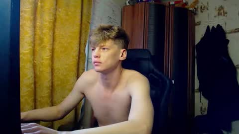 Snapshot of shyredstar chatting on February 14, 2026, 4:20 am Tom and Betty online show from February 14, 2026, 4:20 am