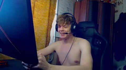 Snapshot of shyredstar chatting on February 20, 2026, 6:26 am Tom and Betty online show from February 20, 2026, 6:26 am