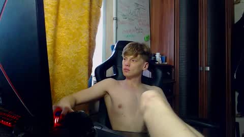 Snapshot of shyredstar chatting on February 26, 2026, 4:22 am Tom and Betty online show from February 26, 2026, 4:22 am