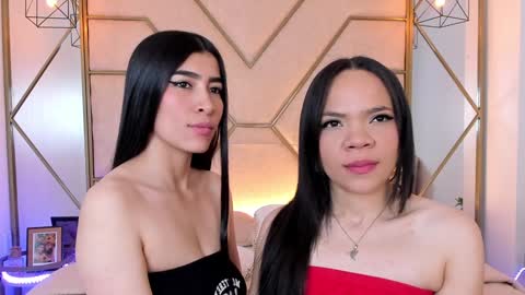 Snapshot of siara_lewis_ chatting on January 30, 2025, 9:04 pm Siara and Zoe tattoo online show from January 30, 2025, 9:04 pm