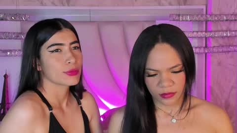 Snapshot of siara_lewis_ chatting on May 11, 2026, 10:51 pm Siara and Zoe tattoo online show from May 11, 2026, 10:51 pm