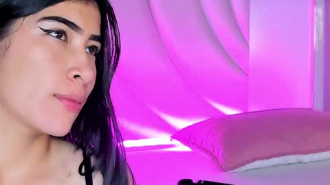 Snapshot of siara_lewis_ chatting on May 16, 2026, 12:40 am Siara and Zoe tattoo online show from May 16, 2026, 12:40 am