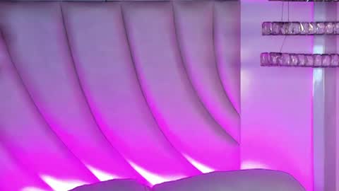 Snapshot of siara_lewis_ chatting on May 20, 2026, 12:17 am Siara and Zoe tattoo online show from May 20, 2026, 12:17 am