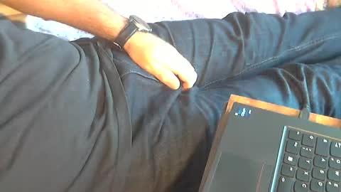 Snapshot of sibblii0 chatting on October 6, 2025, 6:22 am Seba online show from October 6, 2025, 6:22 am