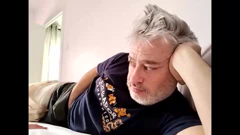 Snapshot of sibemolx chatting on February 10, 2026, 10:41 am sibemolx online show from February 10, 2026, 10:41 am